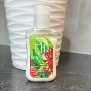 Bath & Body Works FIJI PASSIONFRUIT Lotion‎ Signature Collection 2oz HTF RARE